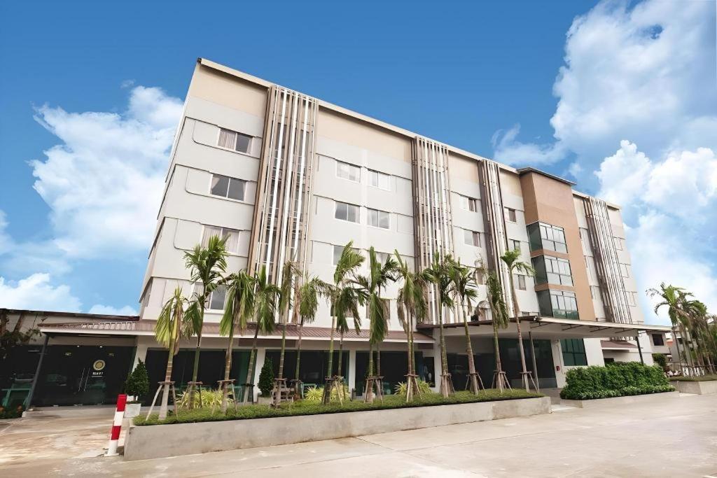 Veethara Boutique Hotel Udon Thani Esterno foto
