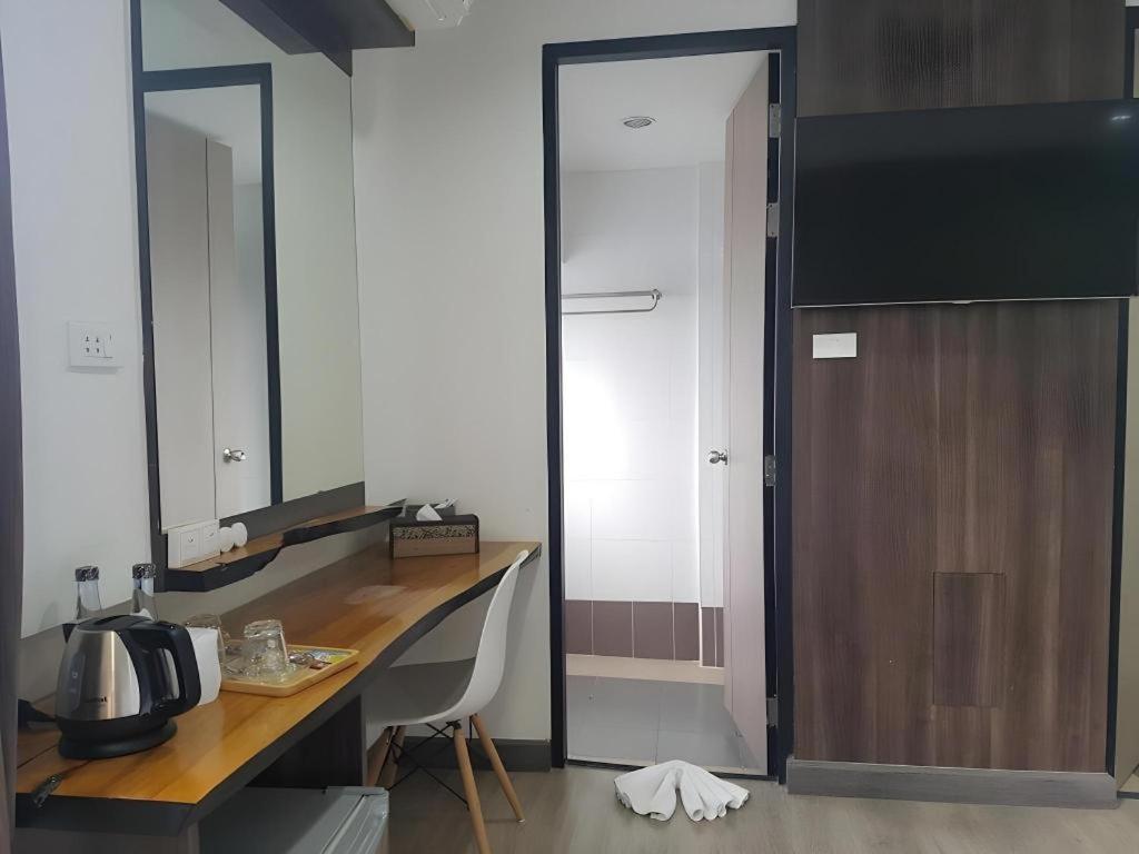 Veethara Boutique Hotel Udon Thani Esterno foto